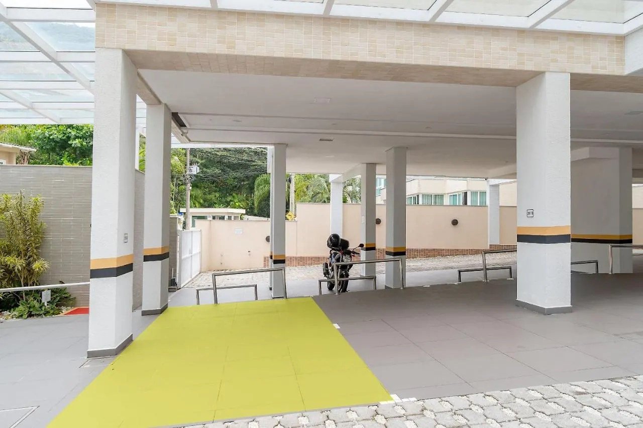 아파트 Varandas Do Atlantico - Confortavel Apto Em Condominio Pe Na Areia 봄비나스
