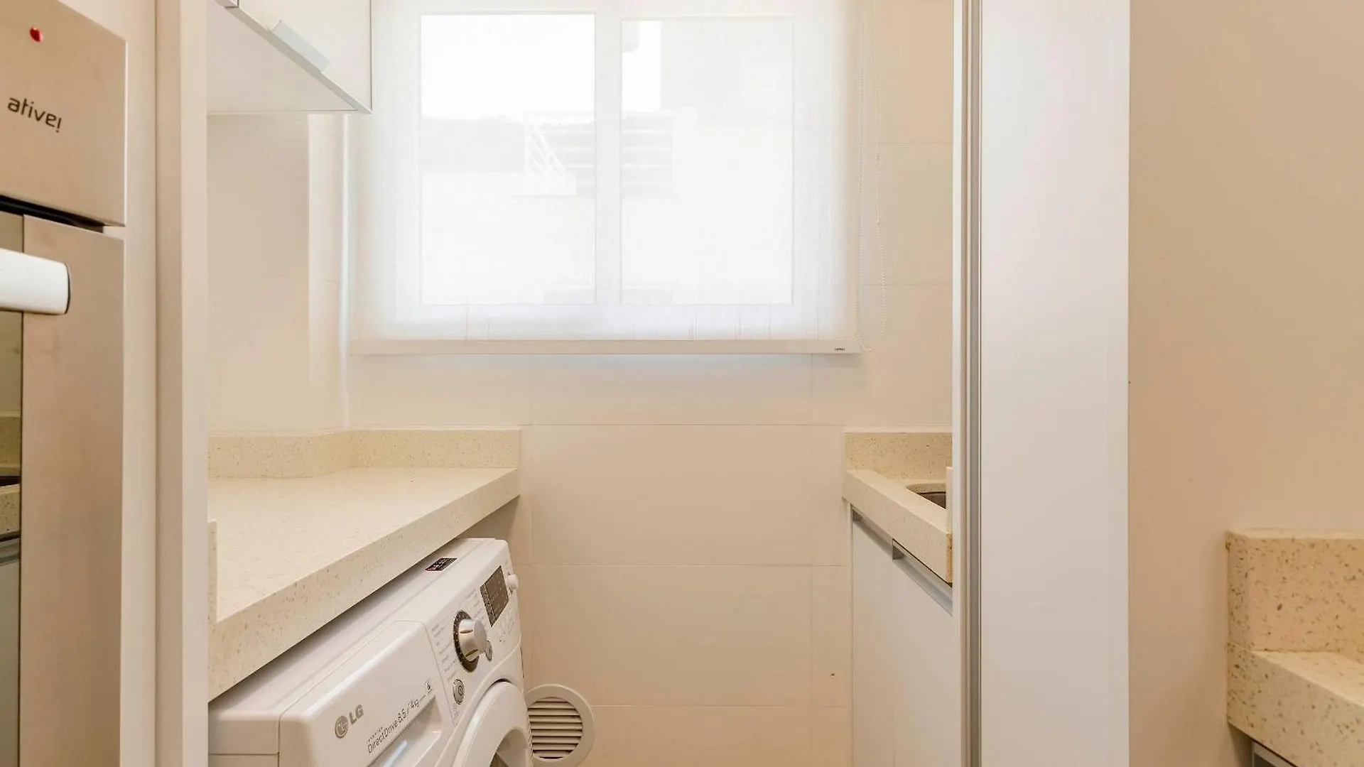 Varandas Do Atlantico - Confortavel Apto Em Condominio Pe Na Areia 봄비나스